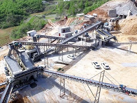 哪個廠家的碎石場生產線性價比高，價格是多少（含真實現(xiàn)場視頻）