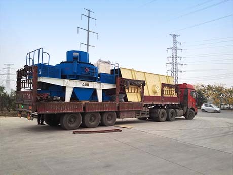 每小時100-200噸河卵石制砂機多少錢，能洗石粉嗎？