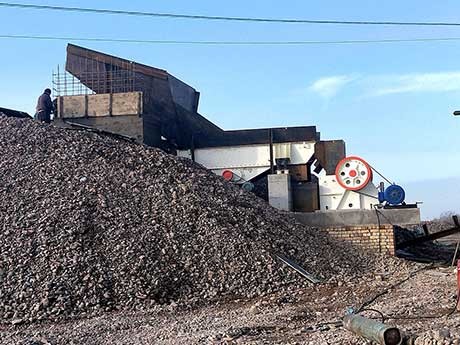 山石破碎機(jī)生產(chǎn)線全套設(shè)備如何配置？價(jià)格多少？