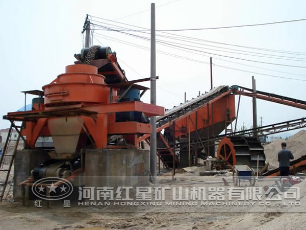 頁巖制砂機(jī)生產(chǎn)現(xiàn)場(chǎng)