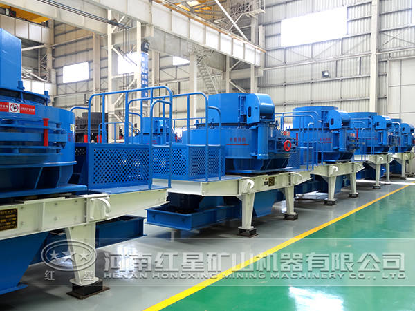鈣長石制砂機生產(chǎn)車間