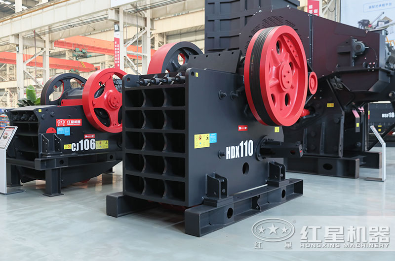 玄武石破碎機圖片