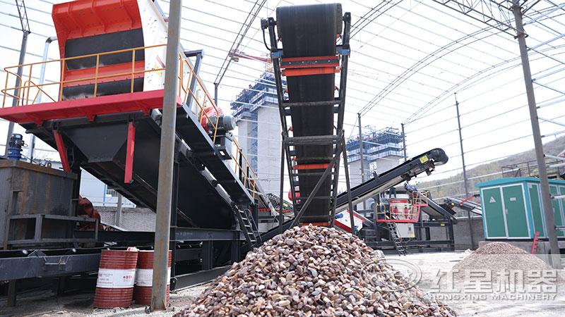 生產(chǎn)混凝土石子的碎石機(jī)設(shè)備有哪些？日產(chǎn)5000噸的價(jià)格多少