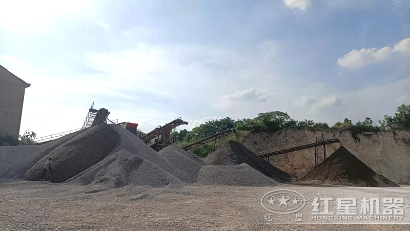 碎石機(jī)加工石頭視頻，全套設(shè)備多少錢