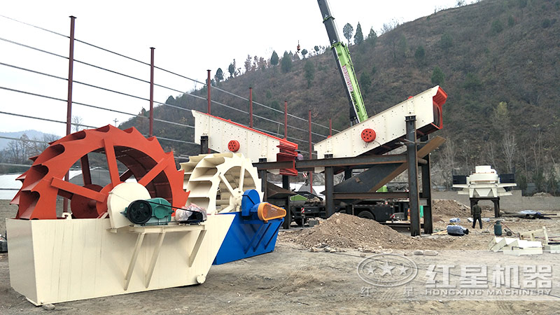 客戶現(xiàn)場訂購紅星機器水洗砂機器