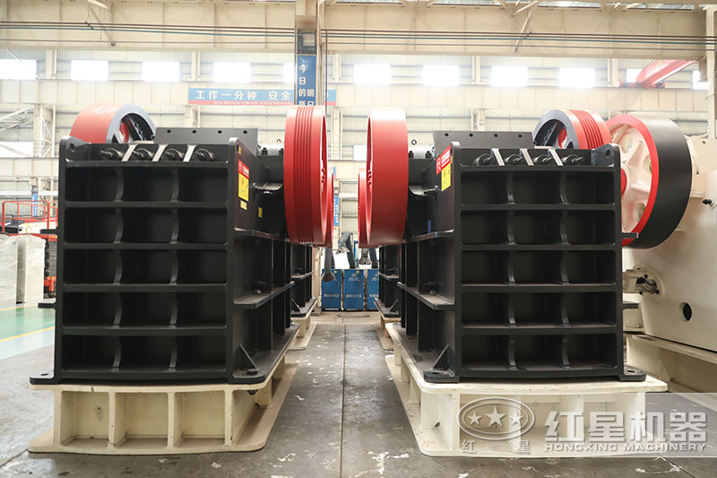 顎式破碎機(jī)粗碎設(shè)備，有CJ、PE、德版三大類型