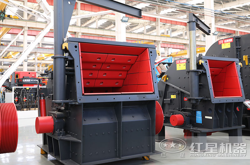 反擊式山石破碎機(jī)圖片