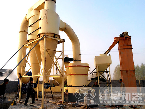 葉臘石磨粉機(jī)現(xiàn)場作業(yè)實(shí)拍