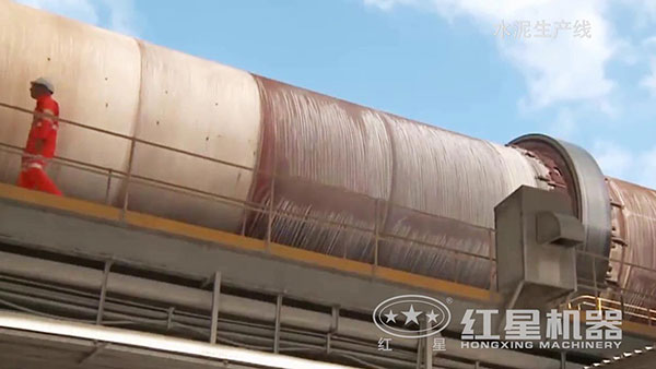 回轉(zhuǎn)窯現(xiàn)場實(shí)拍2