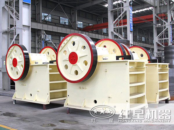 白云巖破碎機(jī)車間圖片