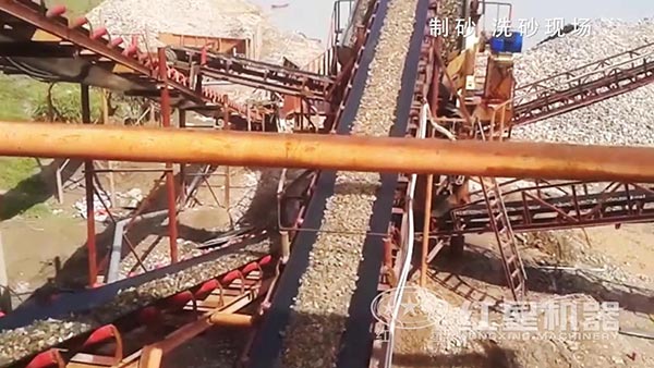 鵝卵石制砂現(xiàn)場(chǎng)