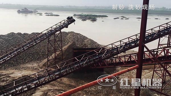 鵝卵石制砂現(xiàn)場(chǎng)展示圖