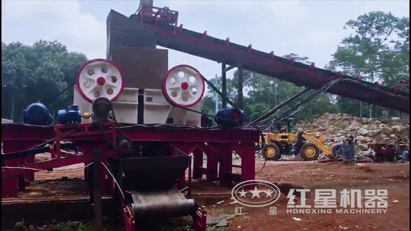 鄂式破碎機(jī)組合