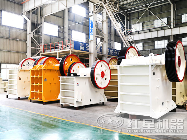 環(huán)保石頭粉碎機(jī)車間