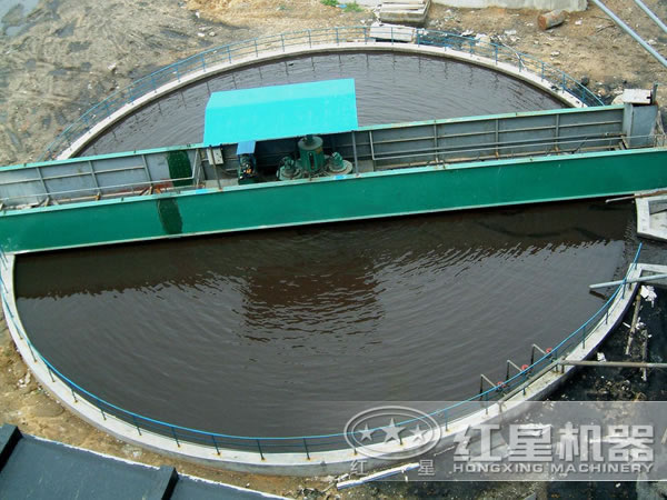 濃縮機(jī)現(xiàn)場圖