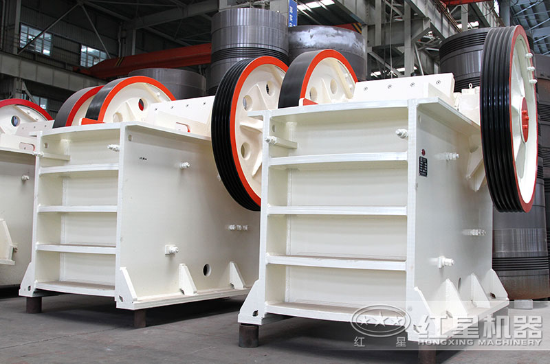 顎式破碎機(jī)