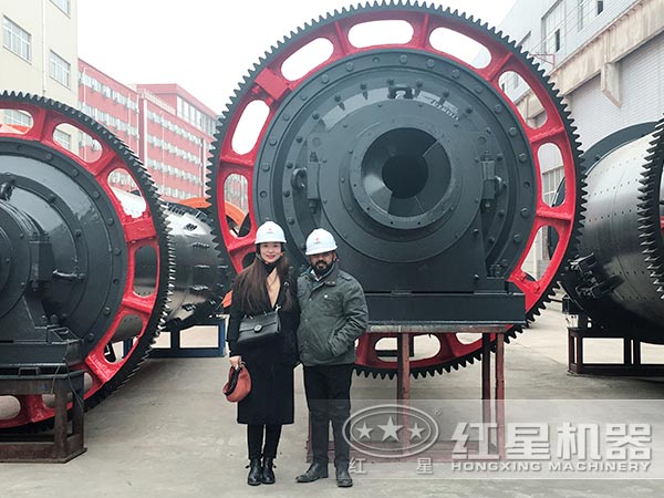 球磨機(jī)客戶留影