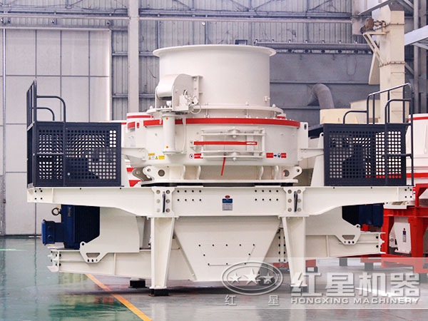 沖擊式破碎機車間實拍