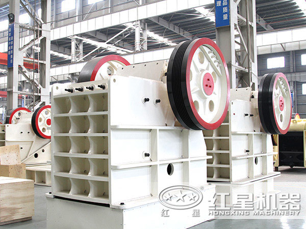 顎式破碎機(jī)生產(chǎn)車間