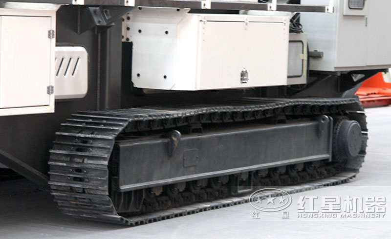 履帶設(shè)計牢固輕盈