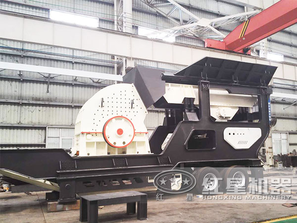 移動錘式破碎機(jī)車間實拍