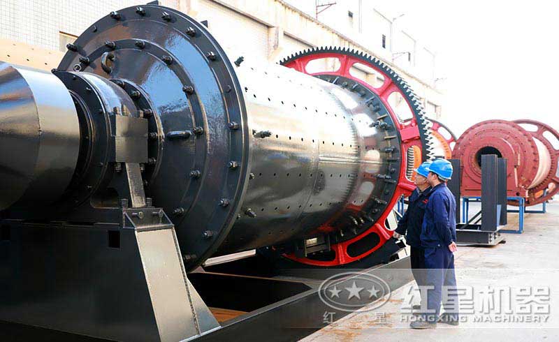 球磨機(jī)車間實(shí)拍