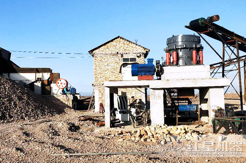 大理石碎石機(jī)破碎現(xiàn)場(chǎng)