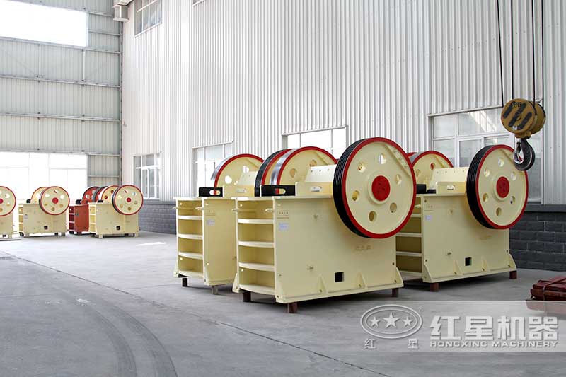 鄂式碎石機(jī)設(shè)備