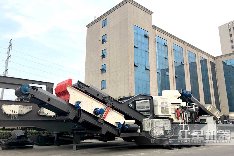 履帶式移動站主機(jī)配多缸液壓圓錐機(jī)