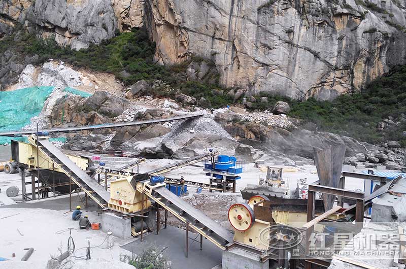 青石作業(yè)生產現場圖