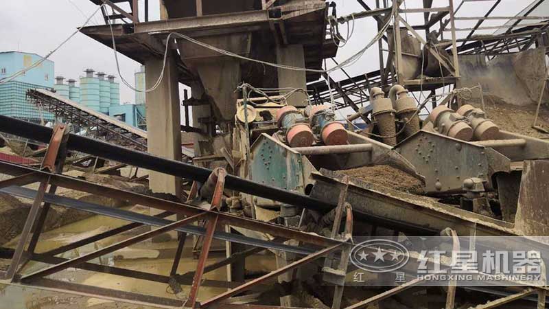 細(xì)沙回收現(xiàn)場