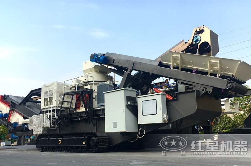 履帶移動圓錐破