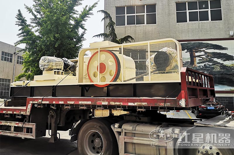 河南液壓對輥破碎機(jī)報(bào)價(jià)，工作原理圖