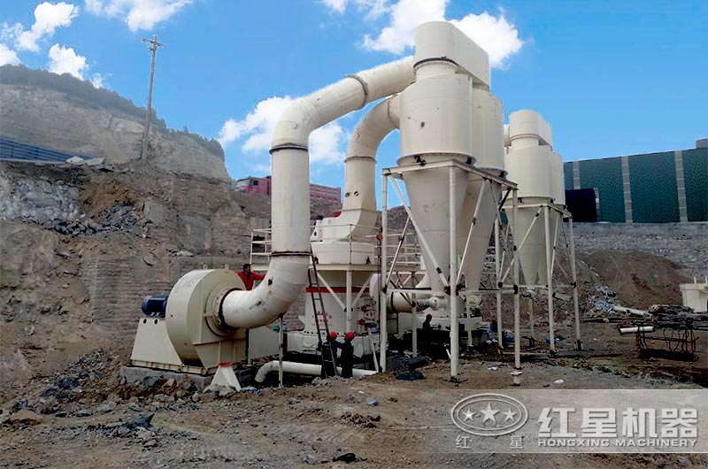 紅星磨粉機(jī)現(xiàn)場(chǎng)