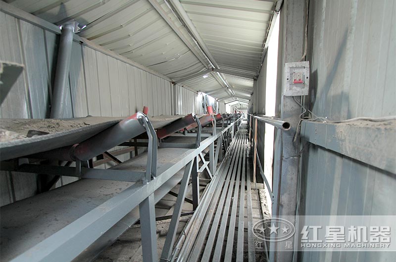 浙江時產(chǎn)千噸砂石生產(chǎn)線篩分入庫階段