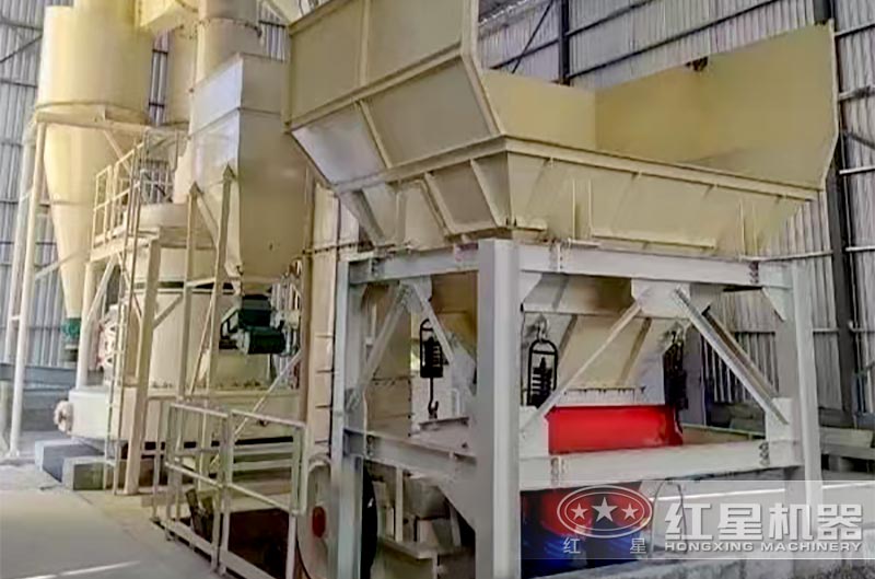 磨粉生產(chǎn)線現(xiàn)場(chǎng)