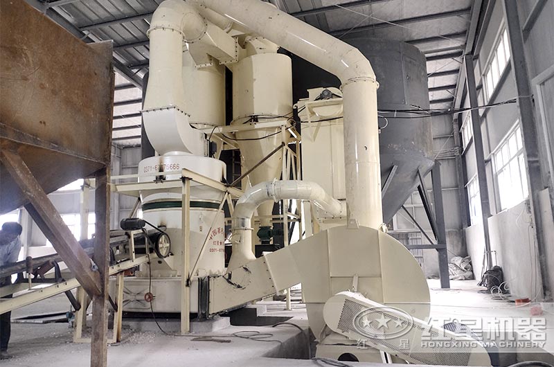 硅石制粉生產(chǎn)線現(xiàn)場(chǎng)