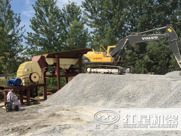 pc錘式破碎機規(guī)格型號